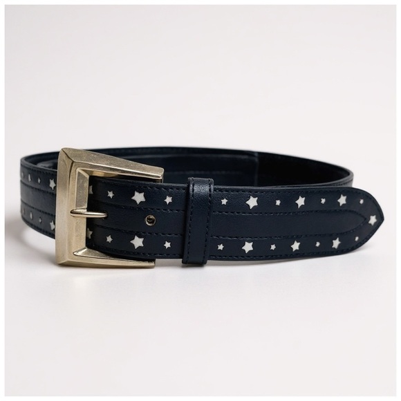 Escada Women’s Navy Leather Belt w/ White Stars & Silver Buckle. 33” x 1.5” - Picture 8 of 13